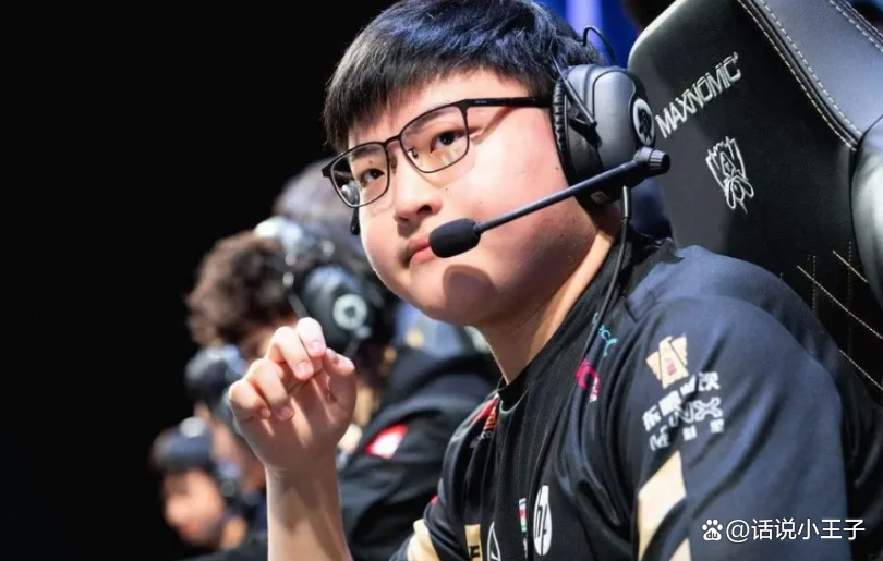 开云体育APP下载-JDGaming横扫DFM，Uzi惊艳世界