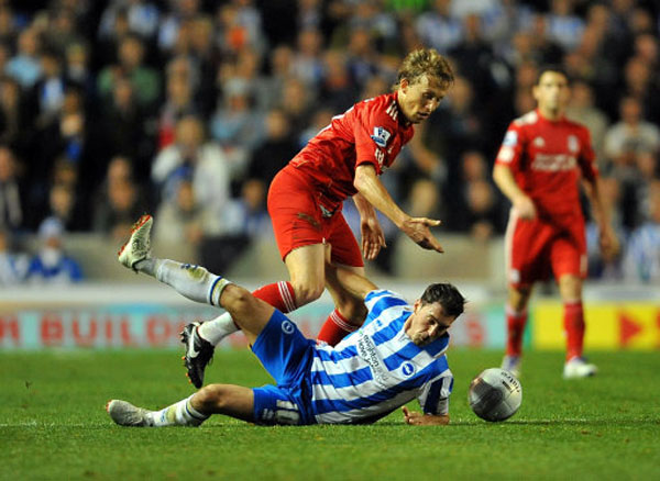 巴黎鏖战西班牙，苏亚雷斯一己之力扛起全队