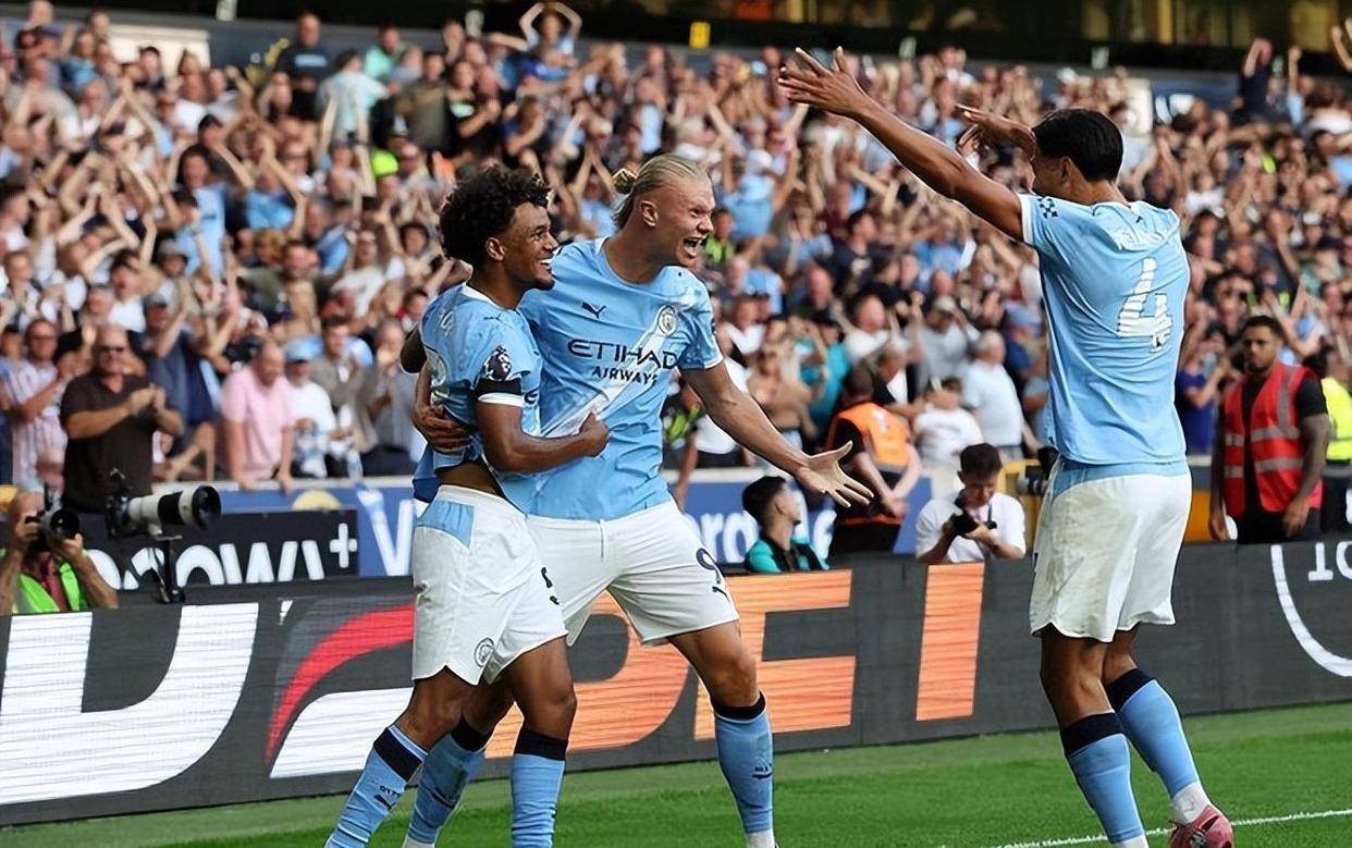 包含巴西碾压巴黎，哈兰德状态火热的词条