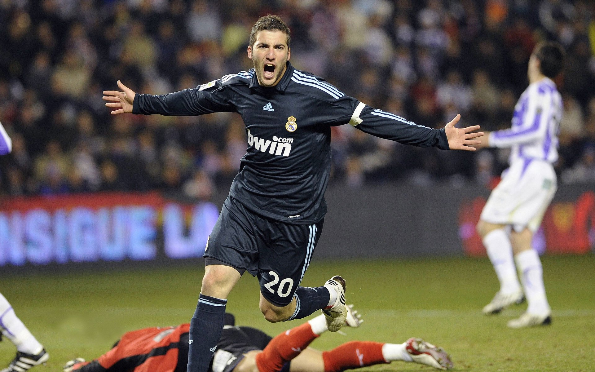 开云体育入口-沉默四十五分钟后的风暴，卢卡库一推一射，巴黎地狱主场绞杀摩洛哥铁骑