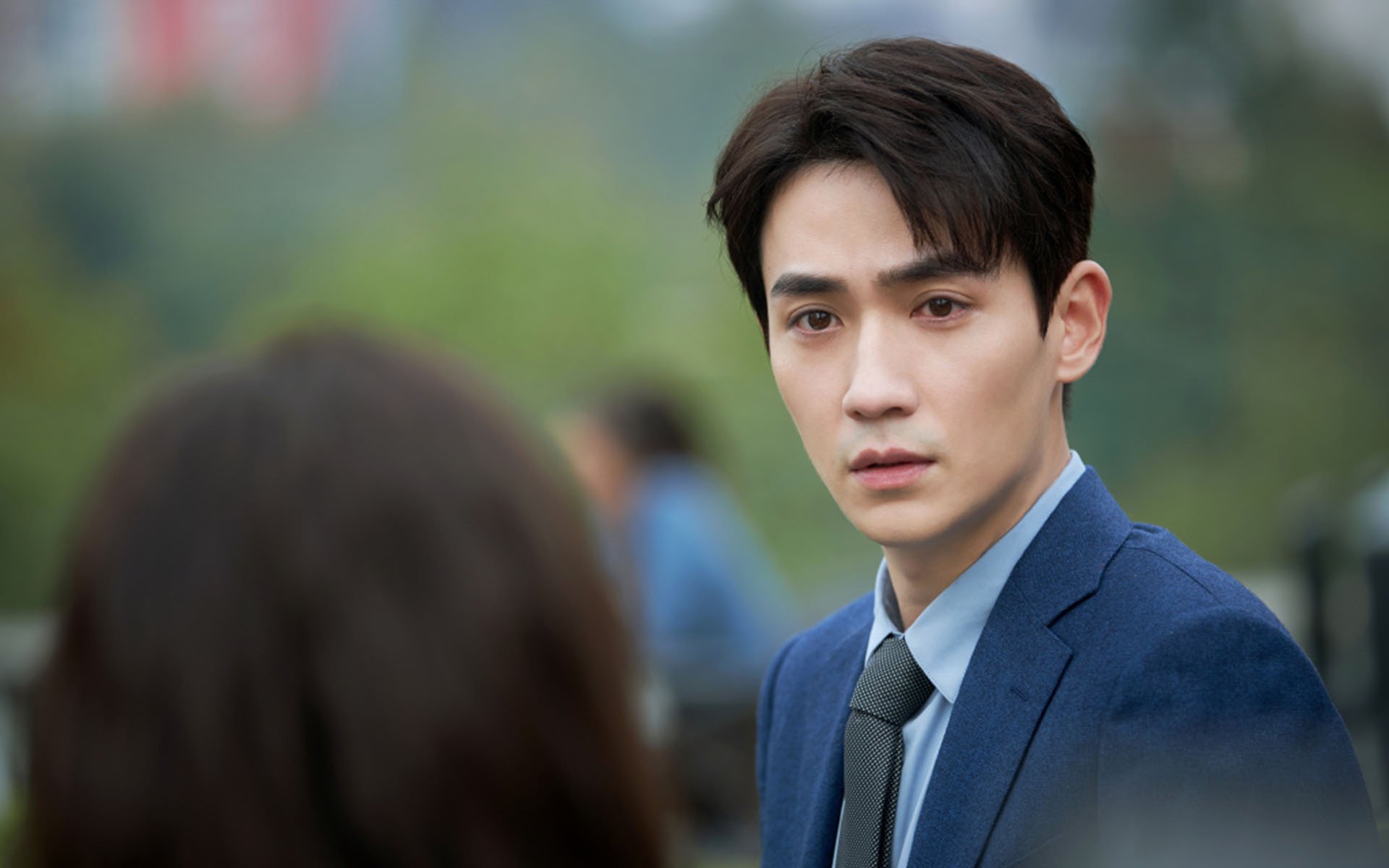 光影交织，迪马利亚的轻盈闪电与巴西的钢铁意志